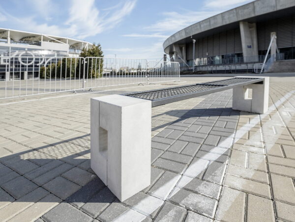 Parkbank Roma Solid ohne Rückenlehne - Witterungsbeständige Stahlkonstruktion für öffentliche Plätze – Bild 6